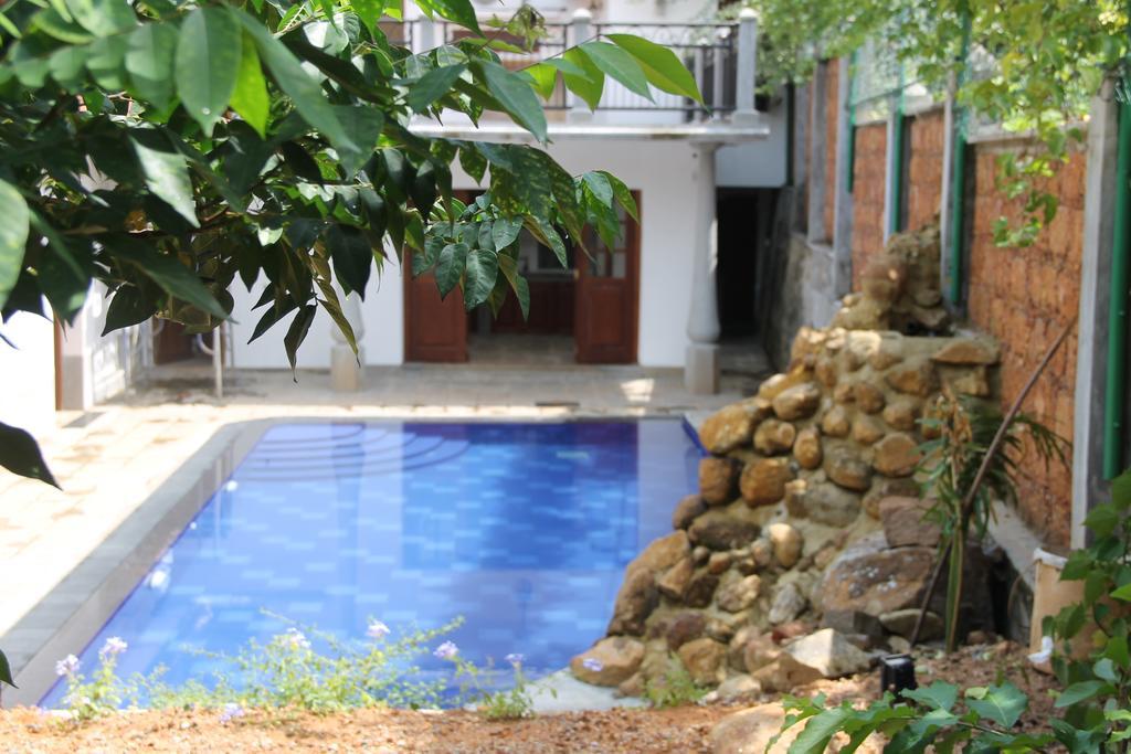אינדורואה Siriniwasa Luxury Villa With Private Pool מראה חיצוני תמונה