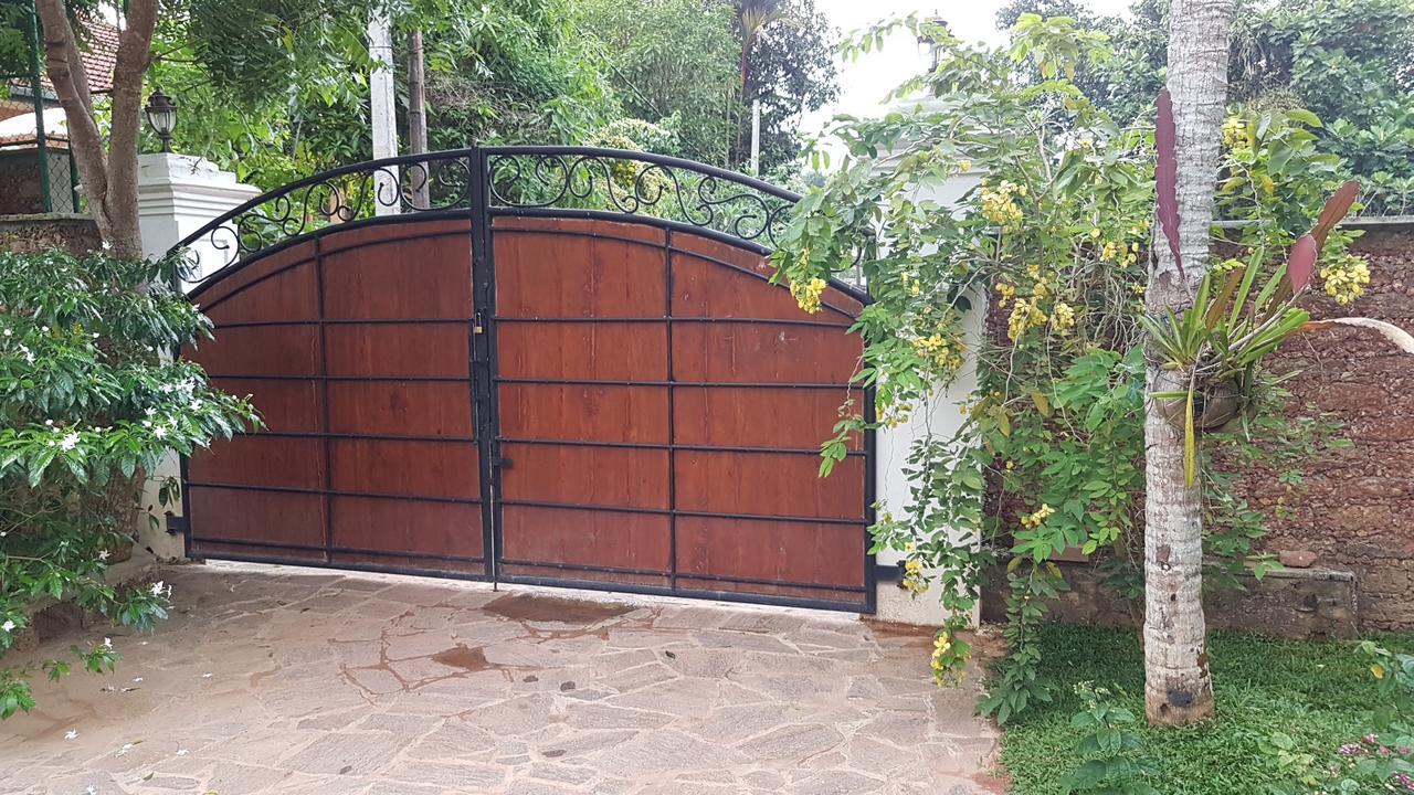 אינדורואה Siriniwasa Luxury Villa With Private Pool מראה חיצוני תמונה
