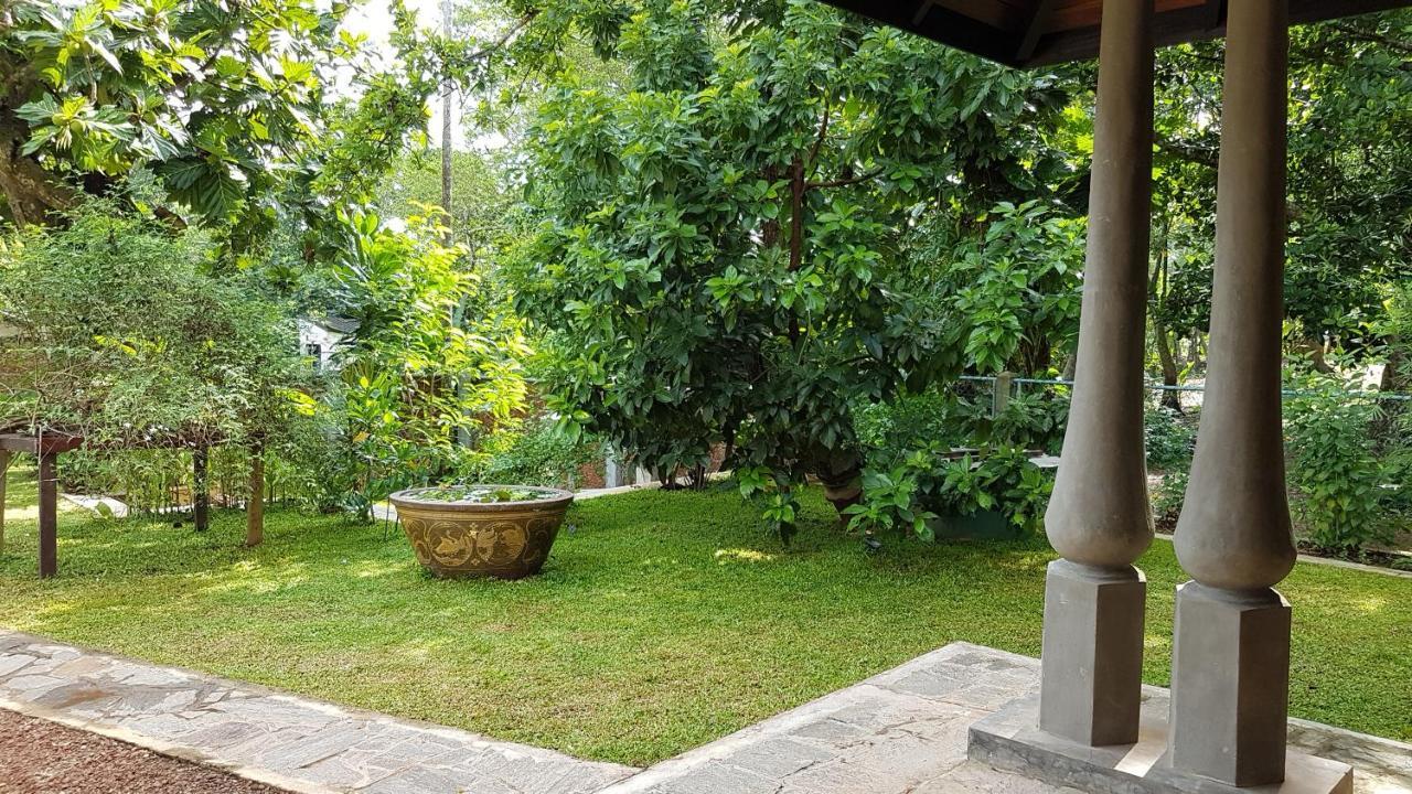 אינדורואה Siriniwasa Luxury Villa With Private Pool מראה חיצוני תמונה